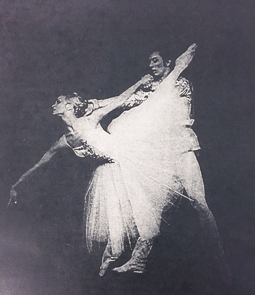 Fra en forestilling i 1973 i Budapest: Zoltan danser Vaclav i en oppsetning av The Fountain of Bakchiserai av Zahorov.