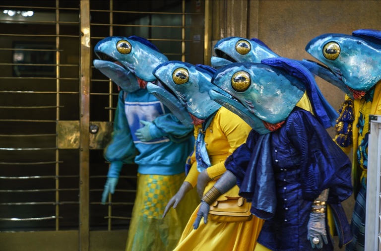 Complejo Conejo, PECES CAMINANDO, 2020, live performance in Santiago, Chile. Photo: Carlos Molina Complejo Conejo, PECES CAMINANDO, 2020, live performance in Santiago, Chile. Photo: Carlos Molina