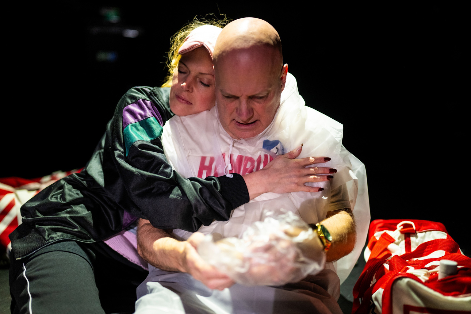 Stine Fevik og Anders Mordal i Munchen-Athen på Torshovteatret. Regi: Lasse Lilleng. Foto: Lars Opstad