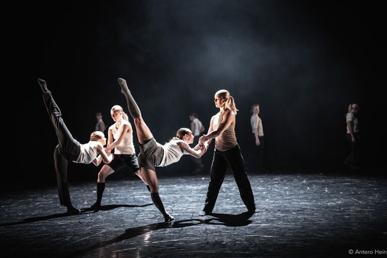 Høstforestilling 2025