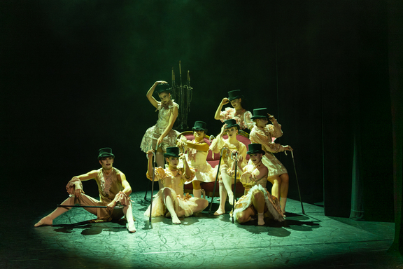 Høstforestilling 2025 KHiO. Koreografi "Pulp" av Subjazz med andreårsstudentene på bachelor jazzdans. Foto: Yaniv Cohen