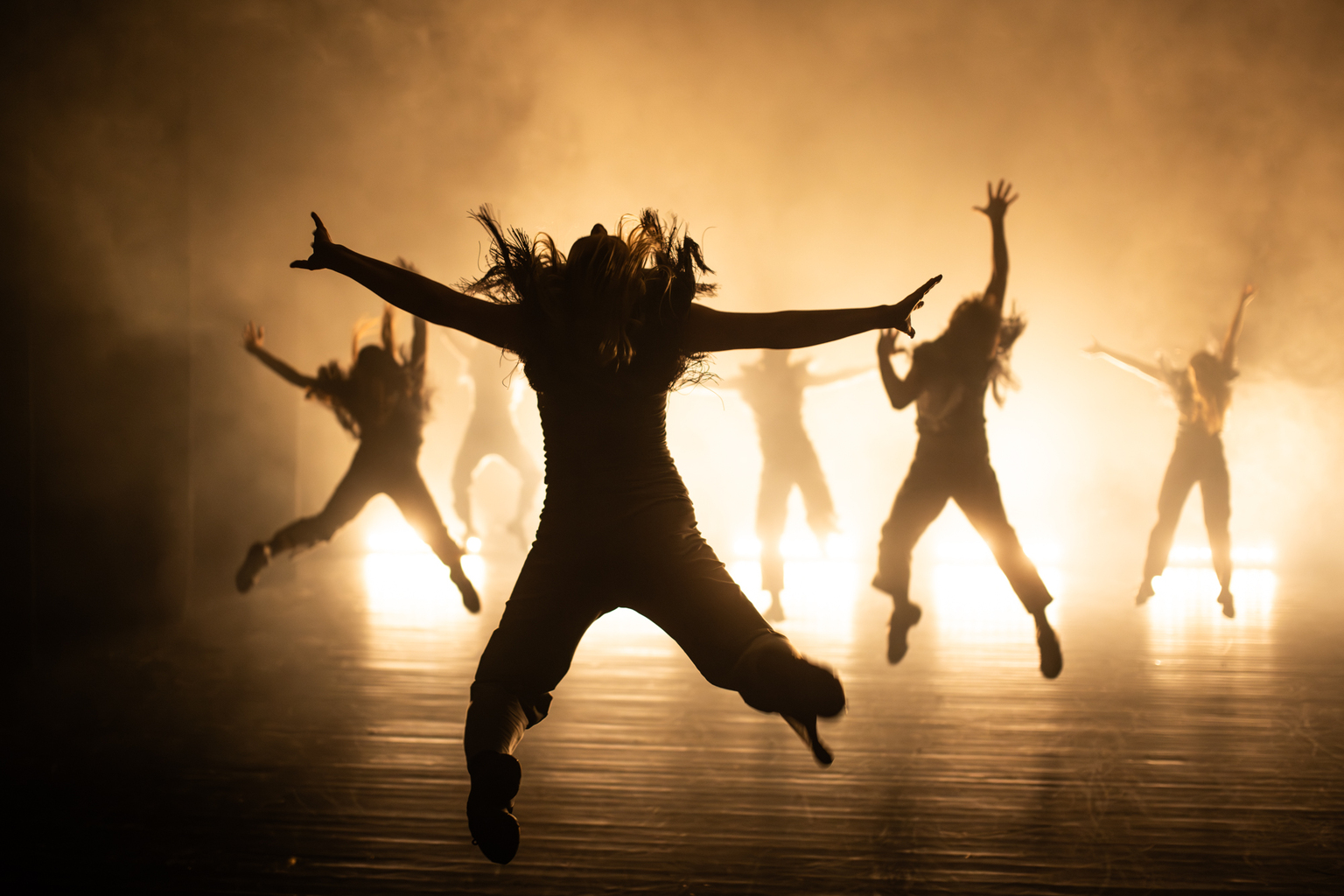 Høstforestilling 2025 KHiO. Koreografi "Groβstadtsafari" av Jo Strømgren med tredjeårsstudentene på bachelor jazzdans. Foto: Yaniv Cohen