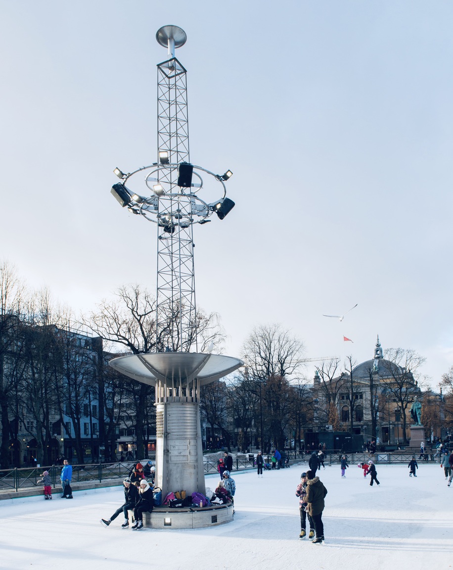 Listening as Public Encounter