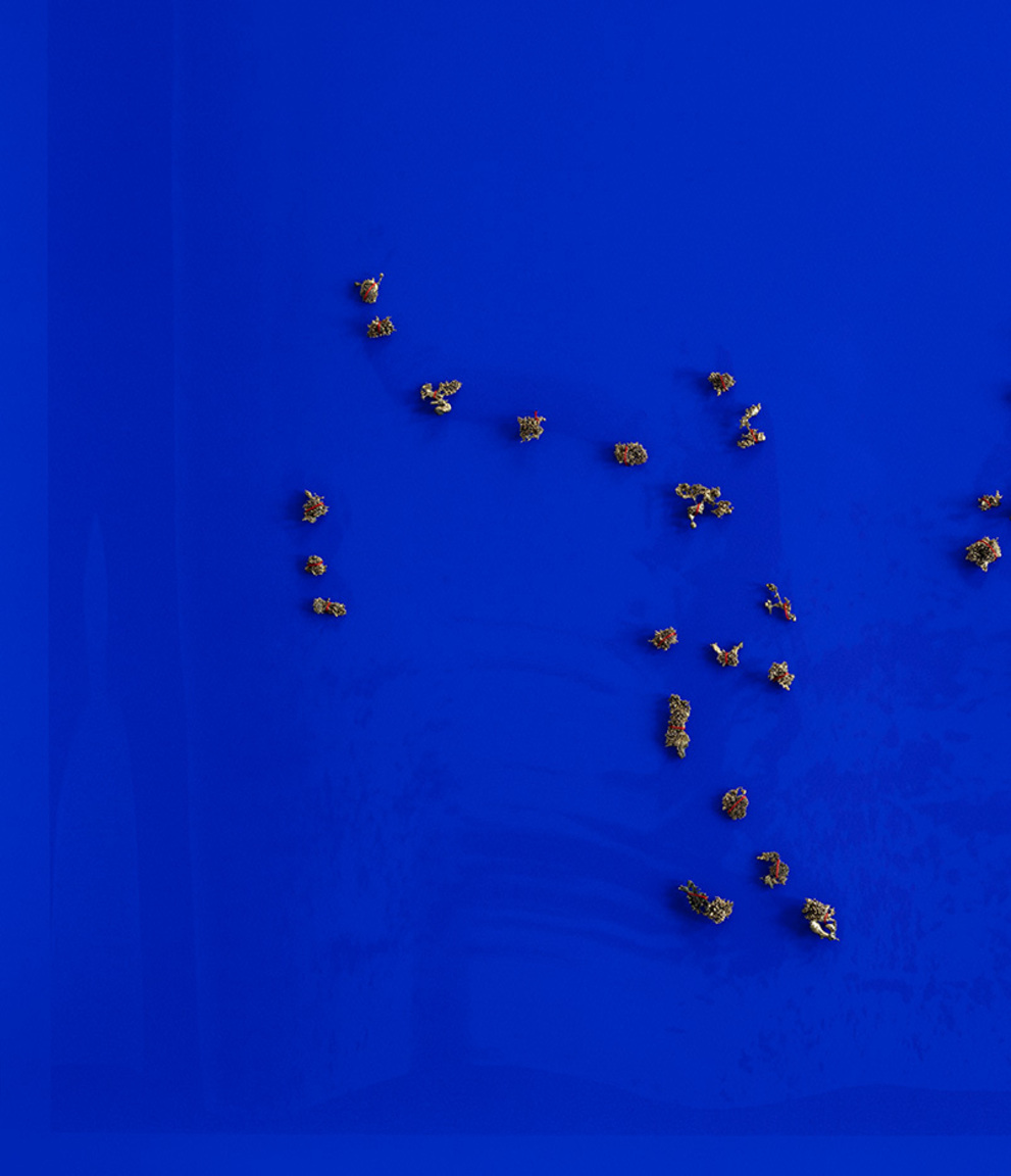 A Pulsating Disequilibrium